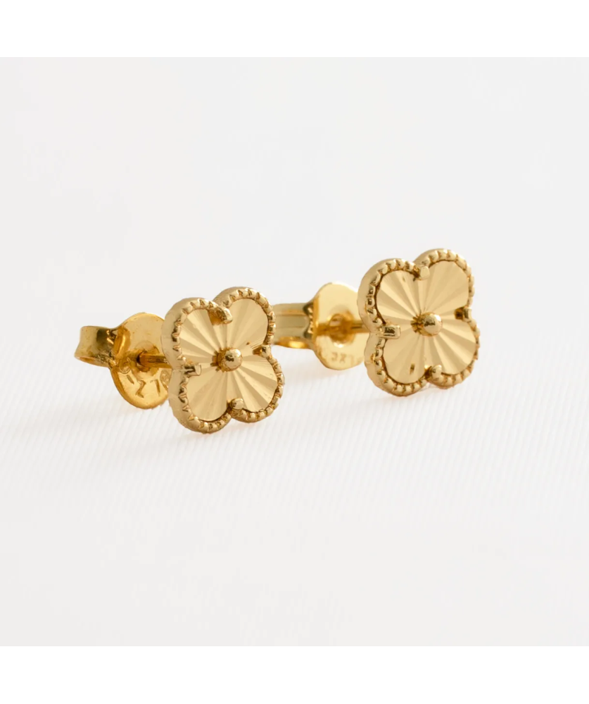 A Clover Sol Esfera